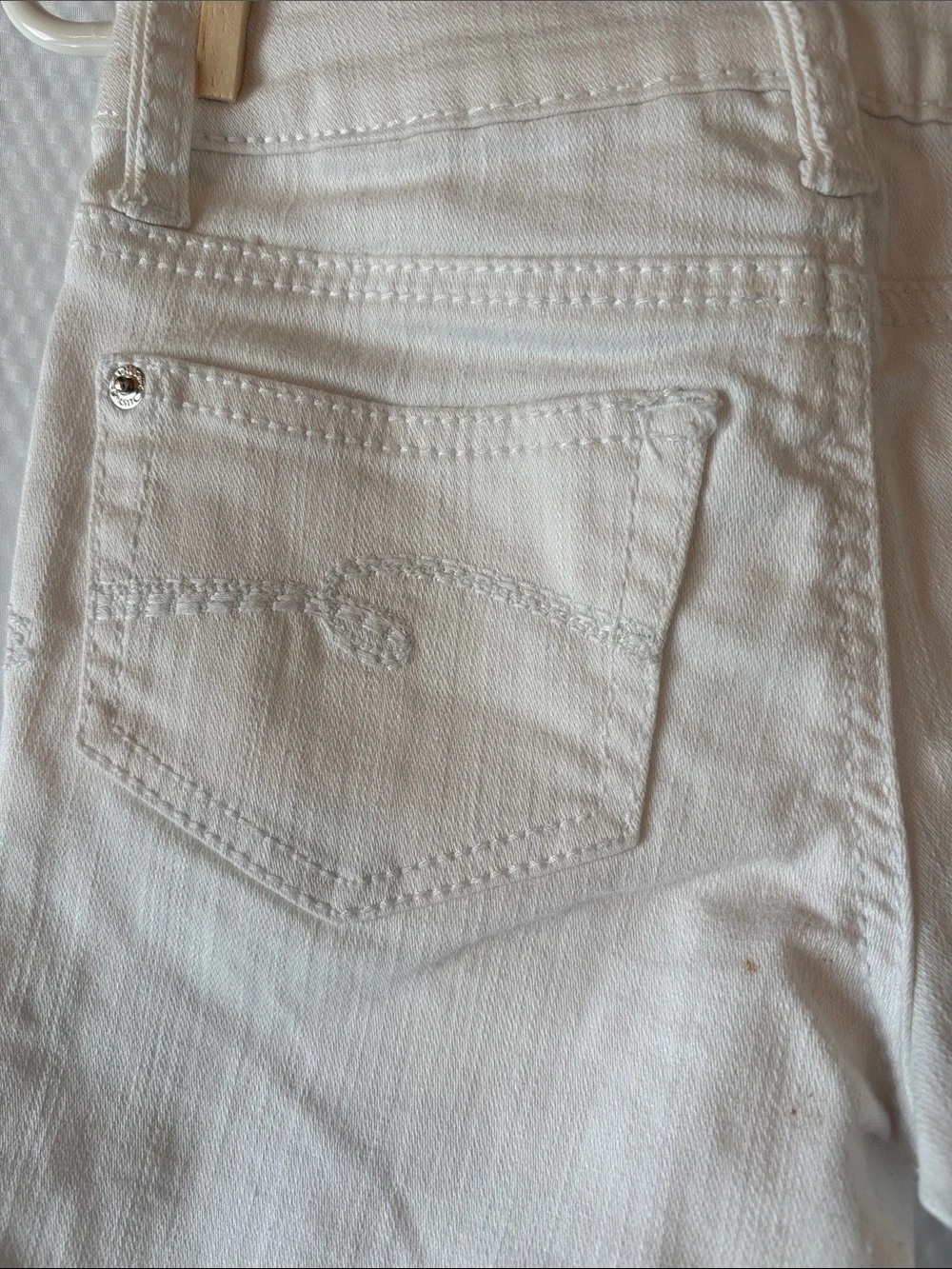 Girl’s Cream Denim Bermuda Shorts
